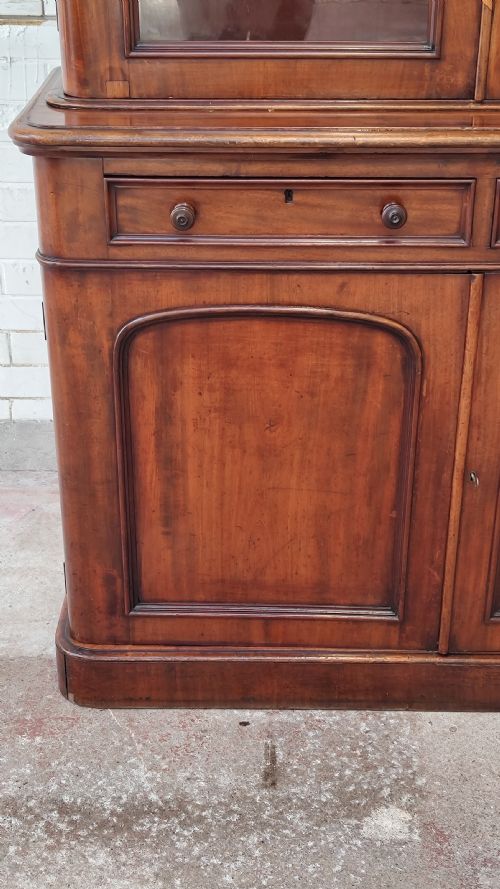 ANTIQUE VICTORIAN MAHOGANY GLAZED ADJUSTABLE BOOKCASE ON CUPBOARD - ADDITIONAL PHOTO 14