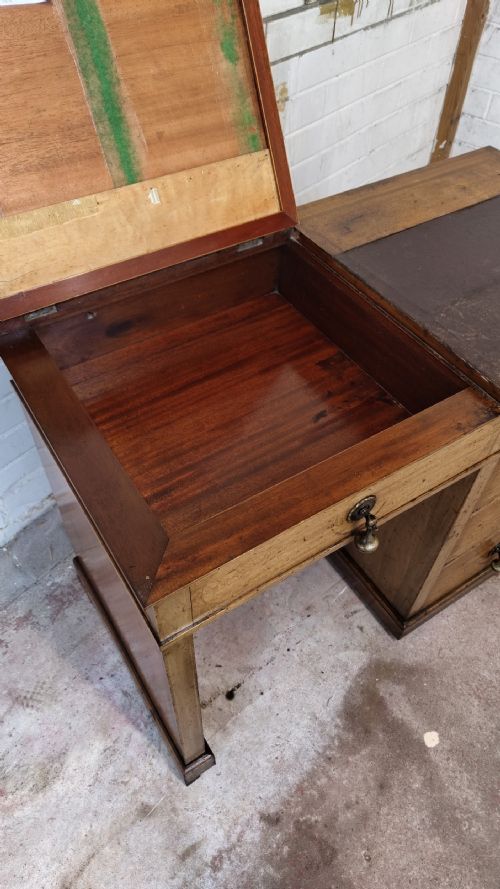 ANTIQUE VICTORIAN MAHOGANY LEATHER TOP SHIPS DESK PURPORTEDLY FROM THE LAST CZAR OF RUSSIA'S YACHT - ADDITIONAL PHOTO 6
