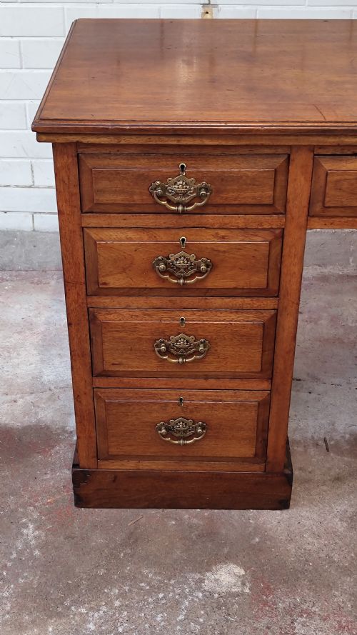 ANTIQUE EDWARDIAN WALNUT WORK OFFICE PEDESTAL DESK - ADDITIONAL PHOTO 4