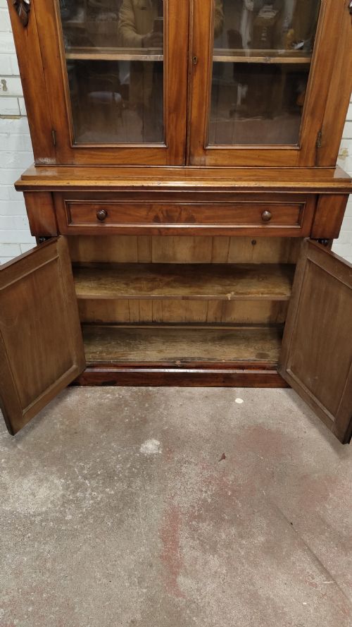 ANTIQUE VICTORIAN MAHOGANY CHIFFONIER AND CABINET - ADDITIONAL PHOTO 4