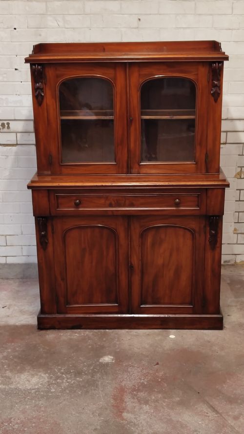 ANTIQUE VICTORIAN MAHOGANY CHIFFONIER AND CABINET - ADDITIONAL PHOTO 2