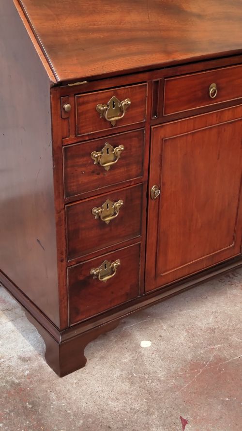 ANTIQUE GEORGIAN SOLID MAHOGANY WRITING BUREAU CHEST - ADDITIONAL PHOTO 13
