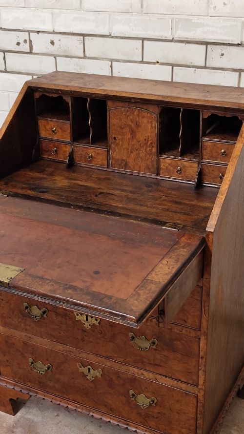 ANTIQUE GEORGIAN BURR WALNUT WRITING BUREAU CHEST - ADDITIONAL PHOTO 2