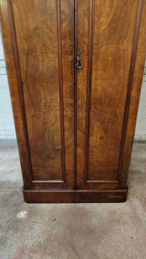 ANTIQUE VICTORIAN SOLID FLAME MAHOGANY SINGLE HALL WARDROBE ARMOIRE - ADDITIONAL PHOTO 7