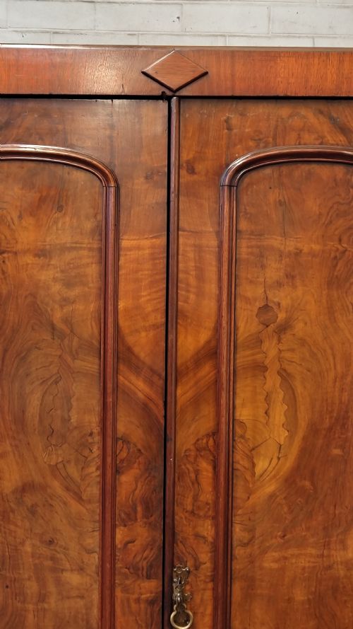 ANTIQUE VICTORIAN SOLID FLAME MAHOGANY SINGLE HALL WARDROBE ARMOIRE - ADDITIONAL PHOTO 8