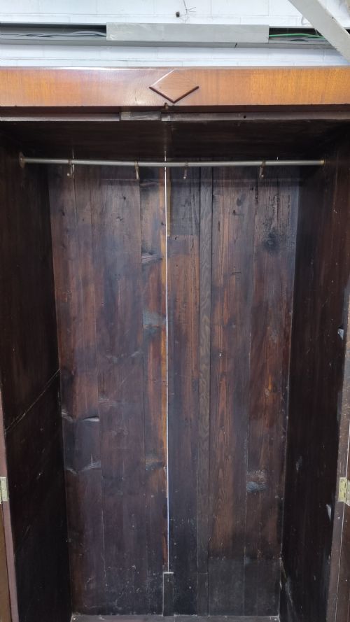 ANTIQUE VICTORIAN SOLID FLAME MAHOGANY SINGLE HALL WARDROBE ARMOIRE - ADDITIONAL PHOTO 11