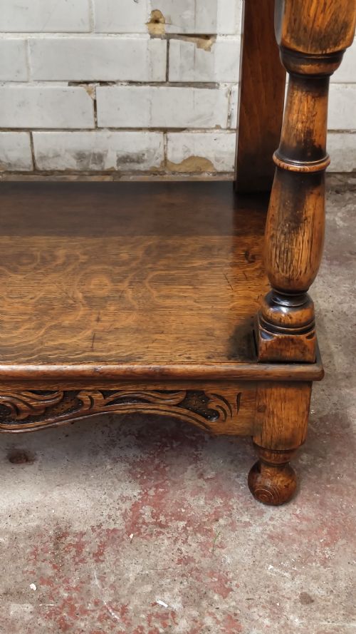 EARLY 20TH CENTURY SOLID CARVED OAK SIDEBOARD CONSOLE - ADDITIONAL PHOTO 6