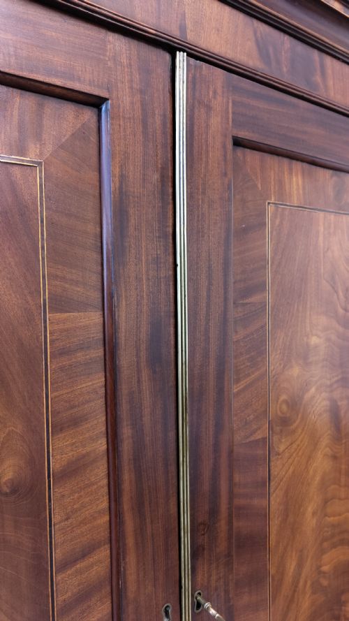 ANTIQUE GEORGIAN REGENCY FLAME MAHOGANY LINEN PRESS ARMOIRE COMPACTUM - ADDITIONAL PHOTO 3