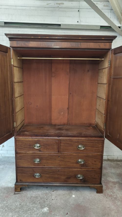 ANTIQUE GEORGIAN REGENCY FLAME MAHOGANY LINEN PRESS ARMOIRE COMPACTUM - ADDITIONAL PHOTO 4