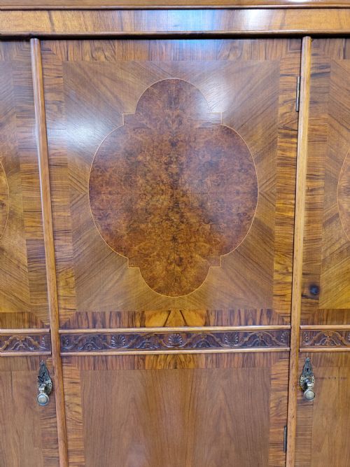 ANTIQUE EDWARDIAN BURR WALNUT TRIPLE WARDROBE ARMOIRE COMPACTUM - ADDITIONAL PHOTO 4