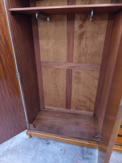 ANTIQUE EDWARDIAN BURR WALNUT TRIPLE WARDROBE ARMOIRE COMPACTUM - ADDITIONAL PHOTO 11