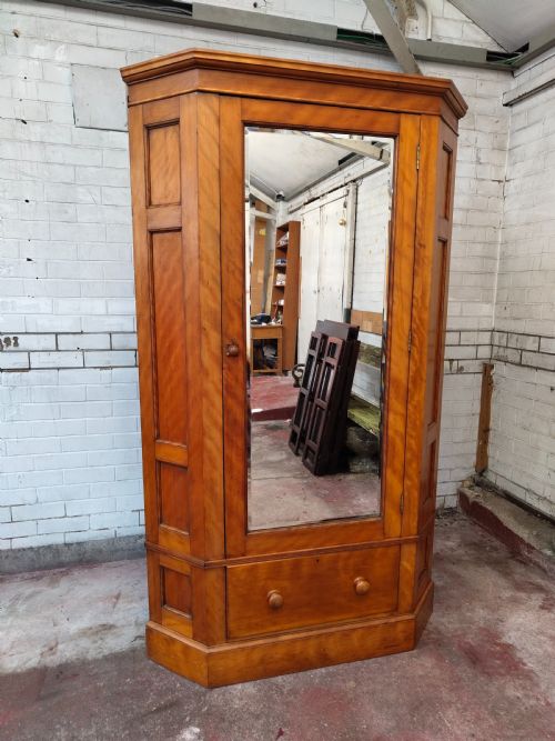 ANTIQUE VICTORIAN SATINWOOD BIRCH CORNER WARDROBE COMPACTUM ARMOIRE - ADDITIONAL PHOTO 8
