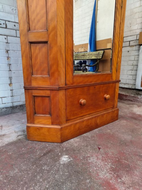 ANTIQUE VICTORIAN SATINWOOD BIRCH CORNER WARDROBE COMPACTUM ARMOIRE - ADDITIONAL PHOTO 10