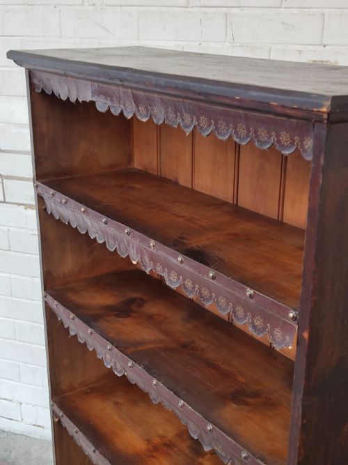ANTIQUE VICTORIAN SCUMBLED PINE GOTHIC OPEN BOOKCASE - ADDITIONAL PHOTO 7