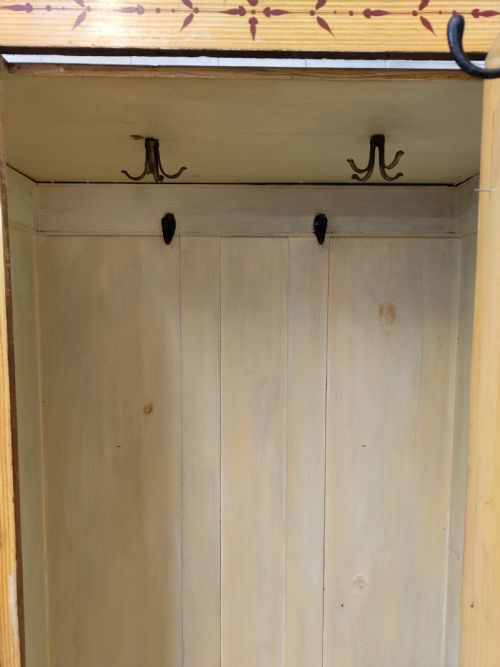 ANTIQUE VICTORIAN AESTHETIC MOVEMENT PAINTED SCUMBLED PINE SINGLE HALL WARDROBE - ADDITIONAL PHOTO 12