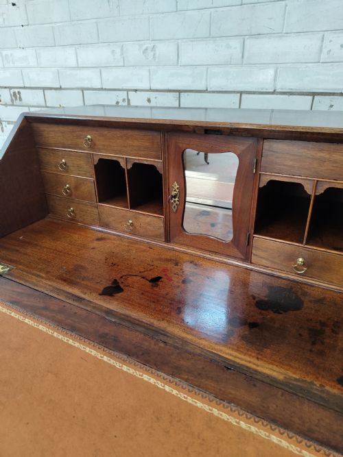 SUPERB ANTIQUE GEORGIAN SOLID MAHOGANY WRITING BUREAU CHEST - ADDITIONAL PHOTO 3