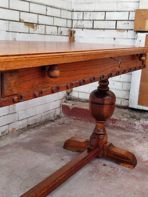 ANTIQUE SOLID GOLDEN OAK EXTENDING KITCHEN DINING TABLE - ADDITIONAL PHOTO 10