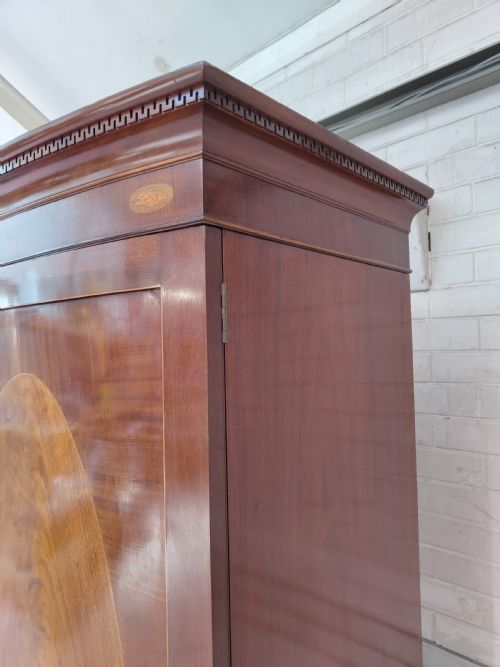 ANTIQUE EDWARDIAN SOLID MAHOGANY BOW FRONTED DOUBLE WARDROBE - ADDITIONAL PHOTO 2