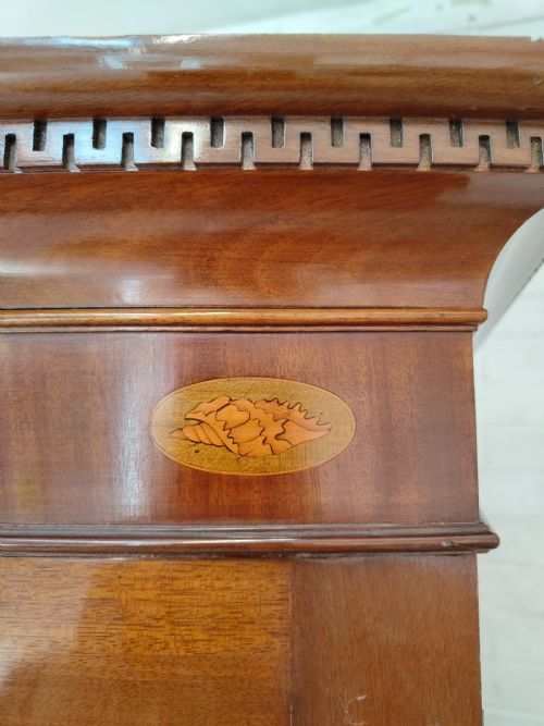 ANTIQUE EDWARDIAN SOLID MAHOGANY BOW FRONTED DOUBLE WARDROBE - ADDITIONAL PHOTO 3