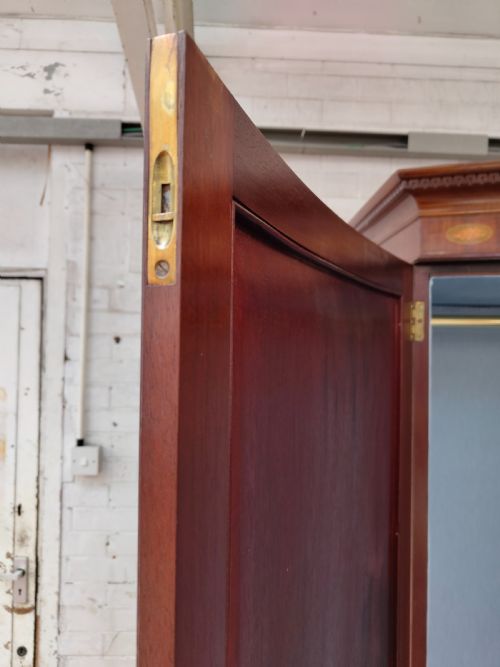 ANTIQUE EDWARDIAN SOLID MAHOGANY BOW FRONTED DOUBLE WARDROBE - ADDITIONAL PHOTO 9