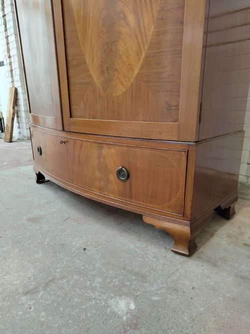 ANTIQUE EDWARDIAN SOLID MAHOGANY BOW FRONTED DOUBLE WARDROBE - ADDITIONAL PHOTO 15