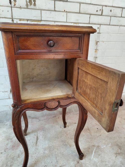 ANTIQUE PAIR OF FRENCH SOLID MAHOGANY MARBLE TOP BEDSIDE TABLES CABINETS - ADDITIONAL PHOTO 2