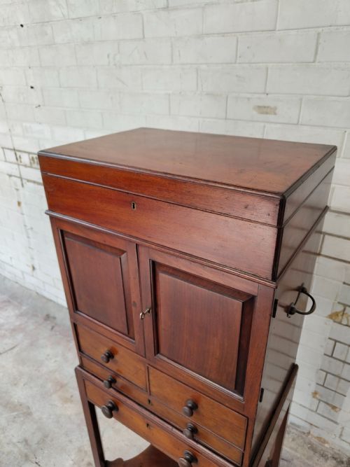 ANTIQUE 19TH CENTURY SOLID MAHOGANY CAMPAIGN CABINET ON STAND - ADDITIONAL PHOTO 9