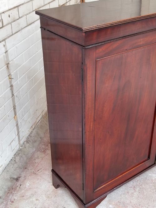ANTIQUE REGENCY MAHOGANY ENCLOSED ADJUSTABLE BOOKCASE - ADDITIONAL PHOTO 1