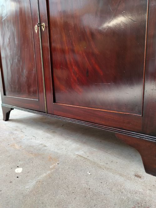 ANTIQUE REGENCY MAHOGANY ENCLOSED ADJUSTABLE BOOKCASE - ADDITIONAL PHOTO 9