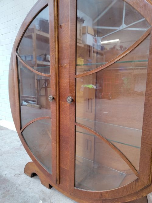 ANTIQUE VINTAGE ART DECO ROUND WALNUT GLAZED CABINET - ADDITIONAL PHOTO 9