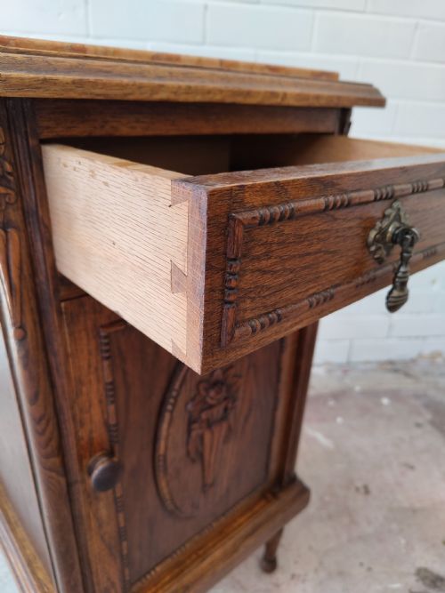 ANTIQUE PAIR OF FRENCH SOLID OAK MARBLE TOP BEDSIDE LAMP TABLES CUPBOARDS - ADDITIONAL PHOTO 6