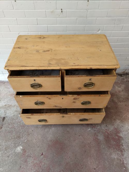 DIMINUTIVE ANTIQUE VICTORIAN SOLID PINE COUNTRY HOUSE CHEST OF DRAWERS - ADDITIONAL PHOTO 8