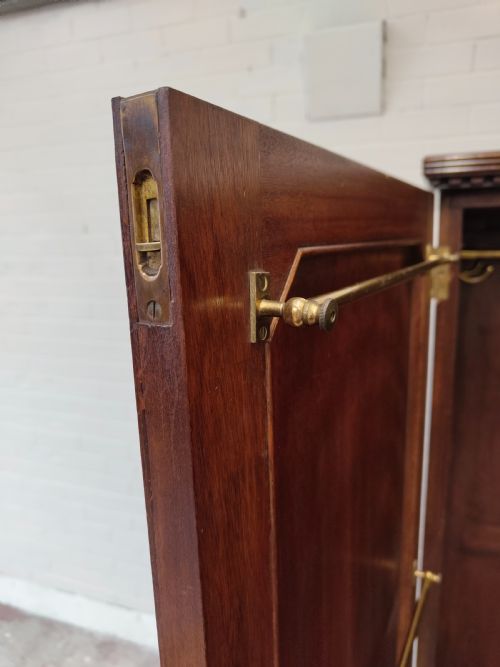 ANTIQUE EDWARDIAN SOLID MAHOGANY DWARF DOUBLE WARDROBE ARMOIRE COMPACTUM BY MAPLE CO LONDON - ADDITIONAL PHOTO 1