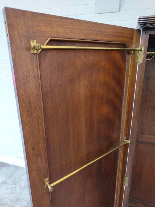 ANTIQUE EDWARDIAN SOLID MAHOGANY DWARF DOUBLE WARDROBE ARMOIRE COMPACTUM BY MAPLE CO LONDON - ADDITIONAL PHOTO 2