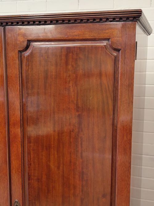 ANTIQUE EDWARDIAN SOLID MAHOGANY DWARF DOUBLE WARDROBE ARMOIRE COMPACTUM BY MAPLE CO LONDON - ADDITIONAL PHOTO 6