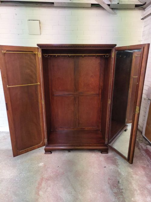 ANTIQUE EDWARDIAN SOLID MAHOGANY DWARF DOUBLE WARDROBE ARMOIRE COMPACTUM BY MAPLE CO LONDON - ADDITIONAL PHOTO 7