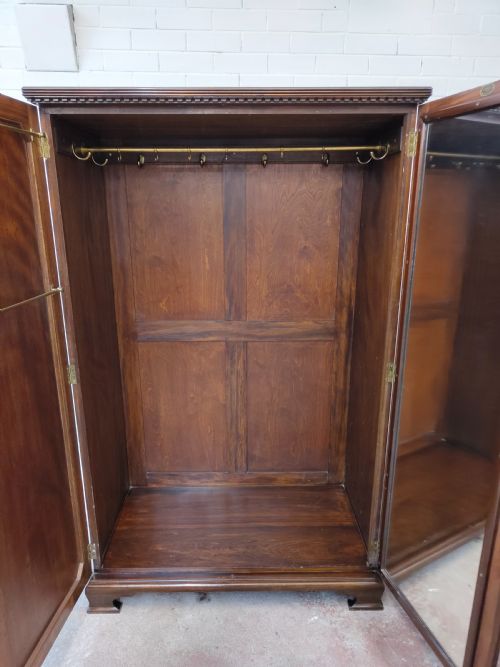 ANTIQUE EDWARDIAN SOLID MAHOGANY DWARF DOUBLE WARDROBE ARMOIRE COMPACTUM BY MAPLE CO LONDON - ADDITIONAL PHOTO 18