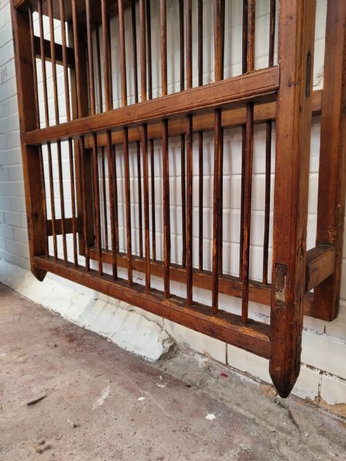 ANTIQUE GEORGIAN COUNTRY PINE PLATE DRYING DISPLAY RACK - ADDITIONAL PHOTO 1
