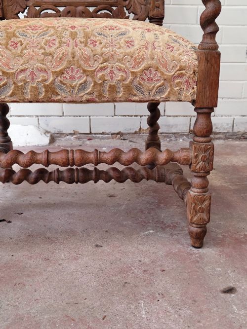 CARVED OAK CAROLEAN STYLE THRONE ARM CHAIR - ADDITIONAL PHOTO 5