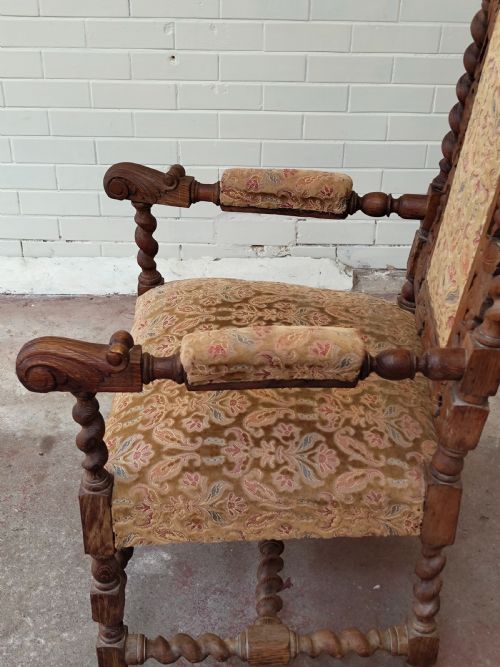 CARVED OAK CAROLEAN STYLE THRONE ARM CHAIR - ADDITIONAL PHOTO 14