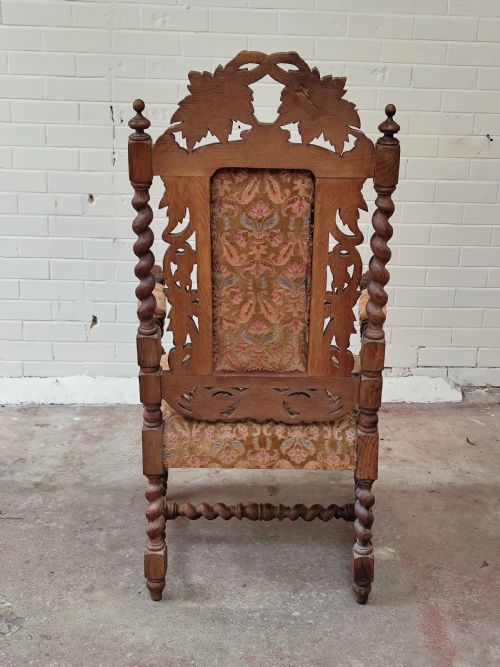 CARVED OAK CAROLEAN STYLE THRONE ARM CHAIR - ADDITIONAL PHOTO 15