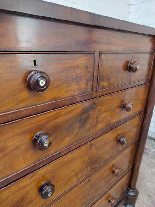 ANTIQUE VICTORIAN MAHOGANY SCOTCH CHEST OF DRAWERS - ADDITIONAL PHOTO 4