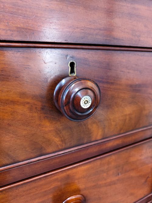 ANTIQUE VICTORIAN MAHOGANY SCOTCH CHEST OF DRAWERS - ADDITIONAL PHOTO 9