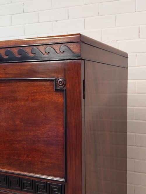 ANTIQUE ART DECO SOLID MAHOGANY DOUBLE DWARF WARDROBE ARMOIRE COMPACTUM - ADDITIONAL PHOTO 3