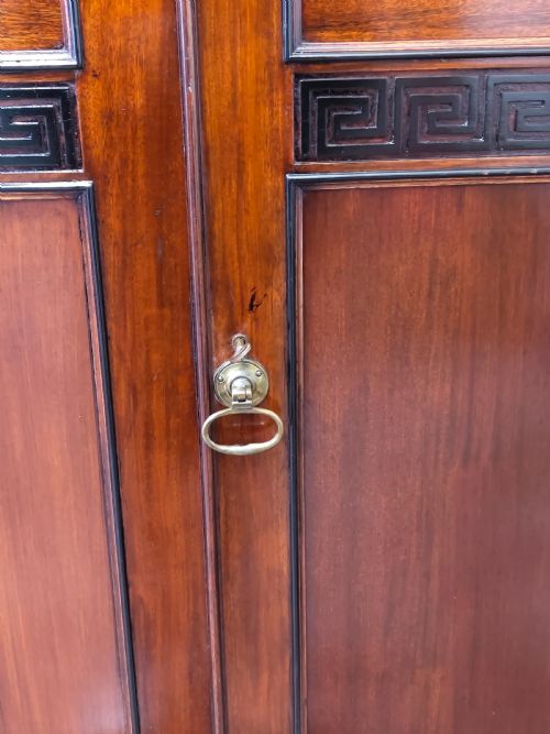 ANTIQUE ART DECO SOLID MAHOGANY DOUBLE DWARF WARDROBE ARMOIRE COMPACTUM - ADDITIONAL PHOTO 4