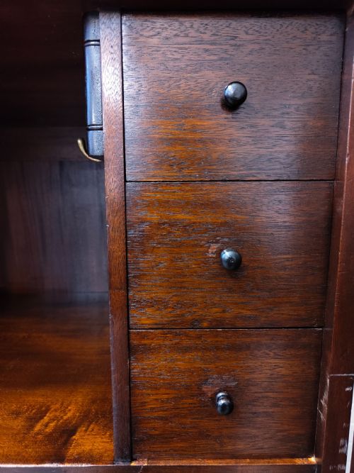 ANTIQUE ART DECO SOLID MAHOGANY DOUBLE DWARF WARDROBE ARMOIRE COMPACTUM - ADDITIONAL PHOTO 10