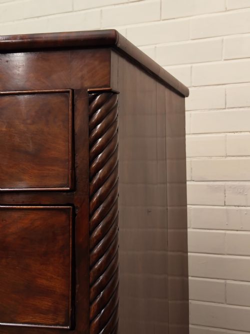 ANTIQUE WILLIAM IV REGENCY BURR MAHOGANY COUNTRY HOUSE BOW FRONT CHEST OF DRAWERS - ADDITIONAL PHOTO 3