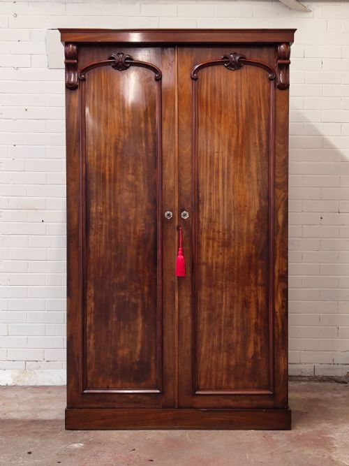 ANTIQUE VICTORIAN SOLID MAHOGANY DOUBLE WARDROBE ARMOIRE COMPACTUM - ADDITIONAL PHOTO 6