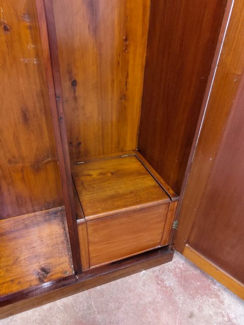 ANTIQUE VICTORIAN SOLID MAHOGANY DOUBLE WARDROBE ARMOIRE COMPACTUM - ADDITIONAL PHOTO 16