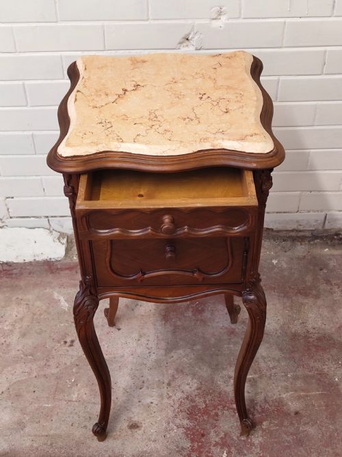 ANTIQUE PAIR OF SOLID MAHOGANY MARBLE TOP BEDSIDE LAMP TABLES CUPBOARDS - ADDITIONAL PHOTO 2